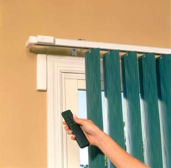 Вертикальные жалюзи с электроприводом